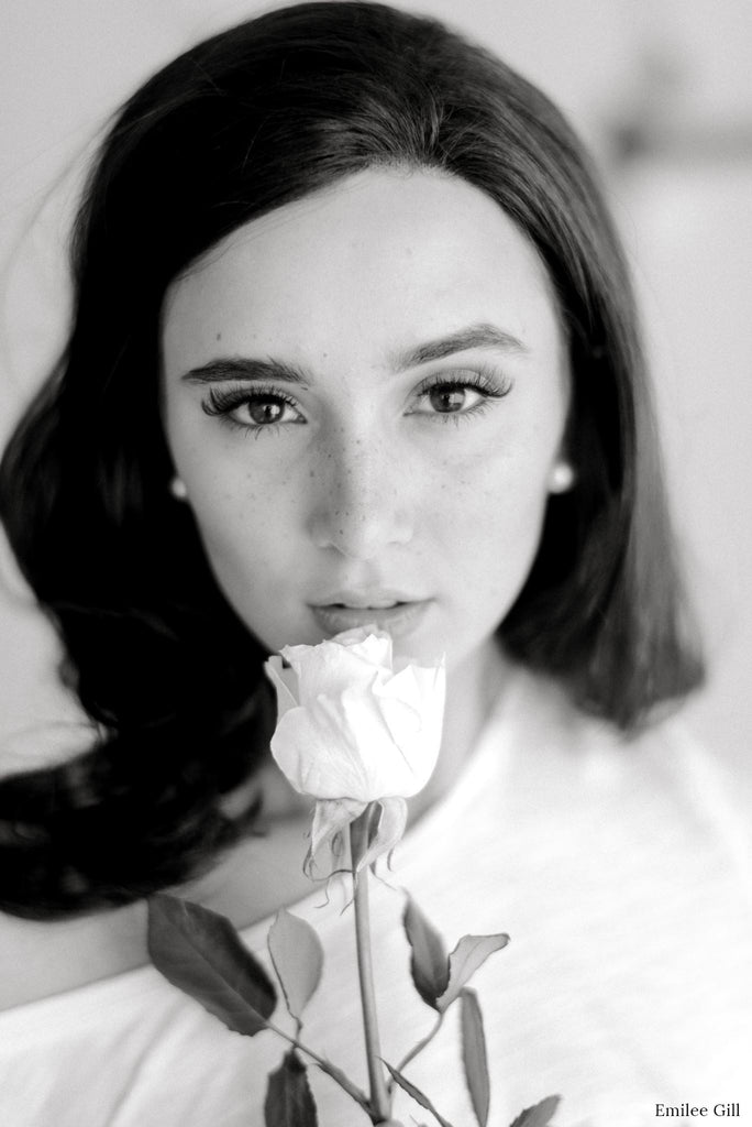 Kindred Black & White