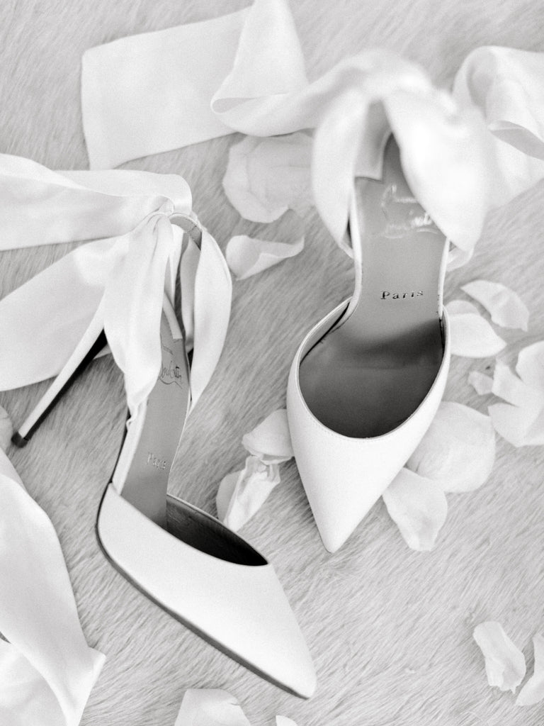 Kindred Black & White