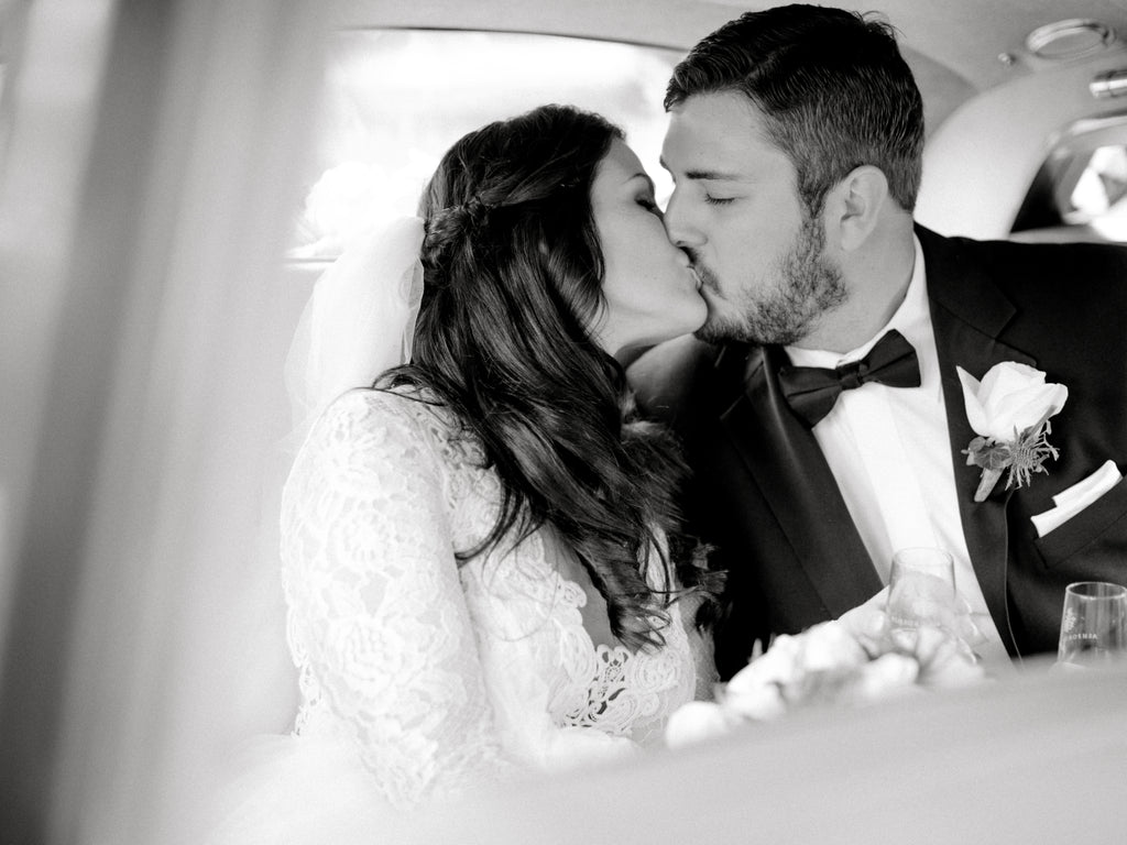 Kindred Black & White